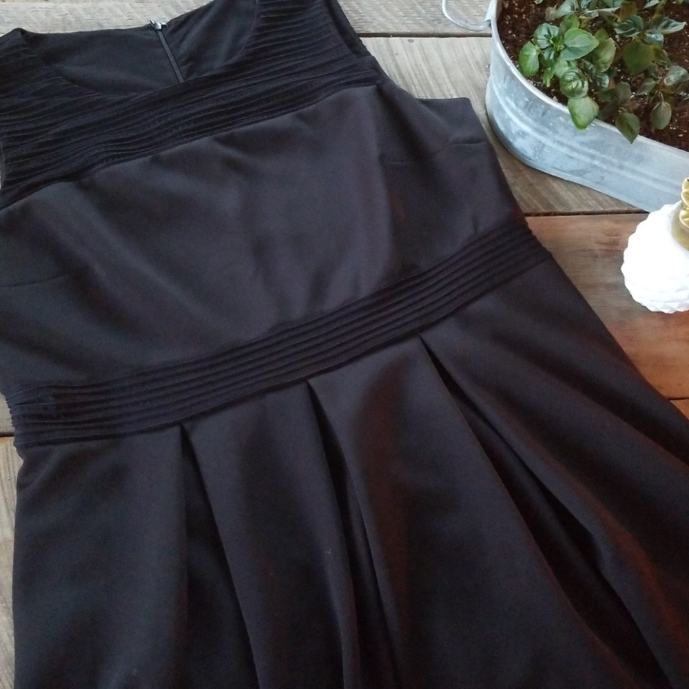 Womens Black Knee Length dress